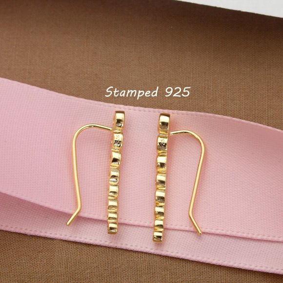 NEW Gold Crawler Earrings, Ear Climber, Minimalist Cuff Earrings, Gift For Women - Picture 5 of 9